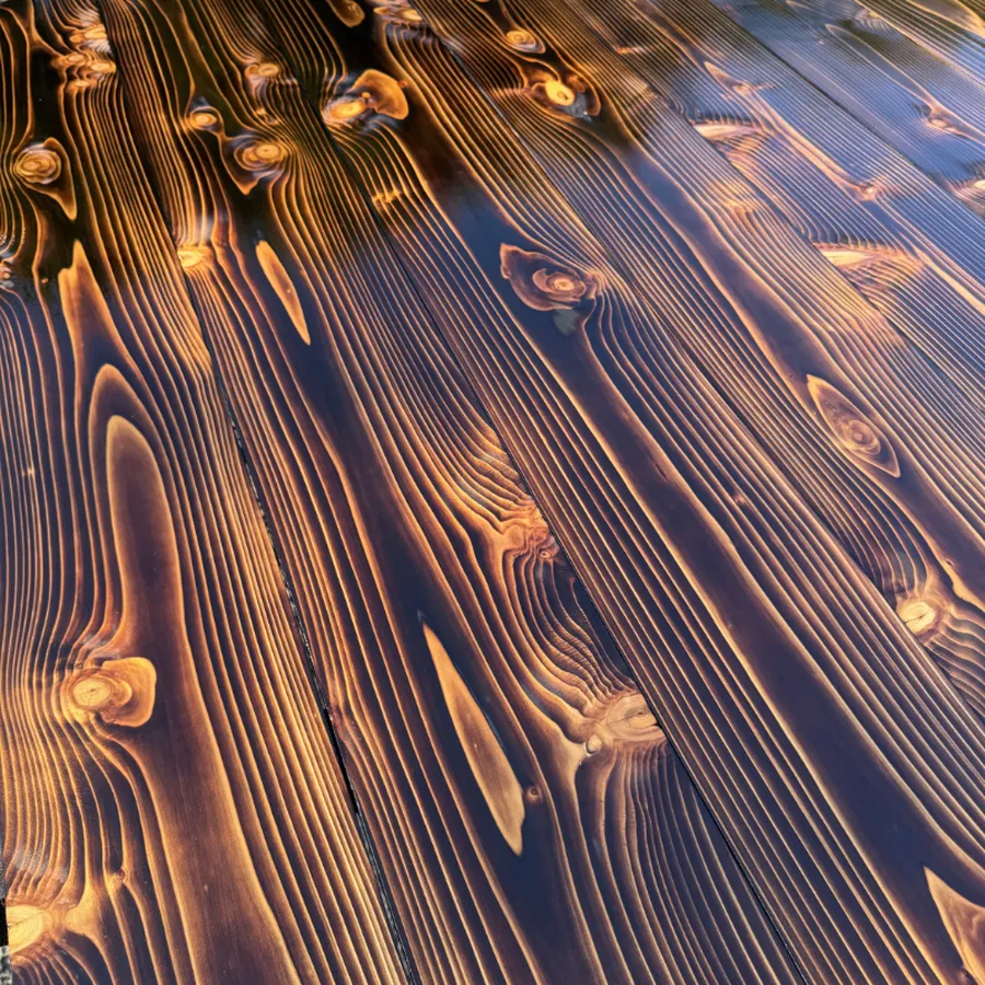 Bardage Red Cedar huilé Noir subtil